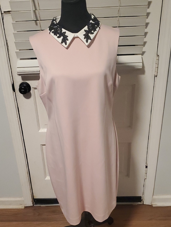 Ivanka Trump Dresses & Skirts - Ivanka Trump Blush Pink Sleeveless Midi Dress with Embroidered White Collar